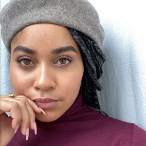 Meet your Posher, Elaisha